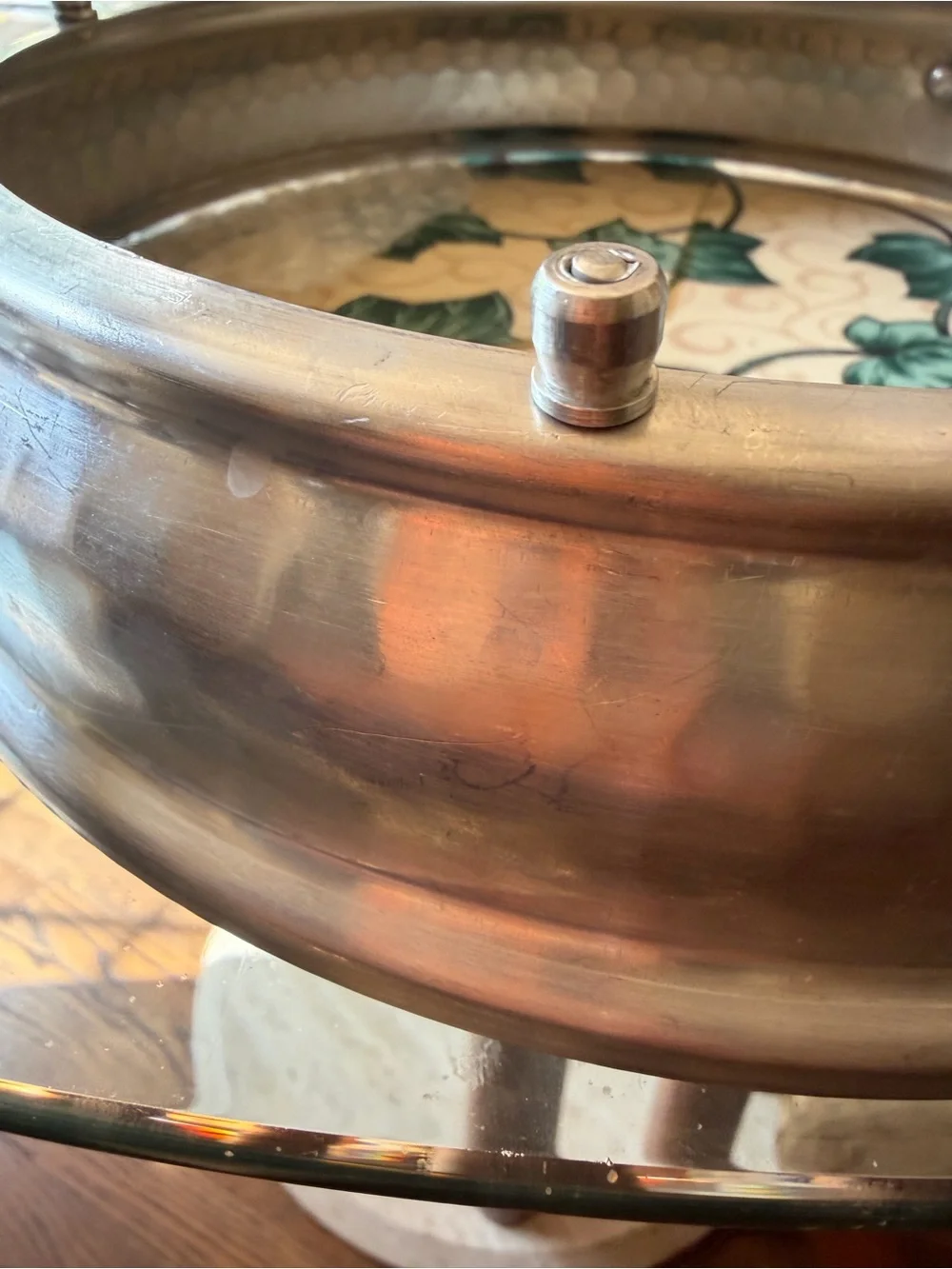 VTG Hammered Aluminum   Round Pie Holder Glass Pie  Dish  - Silver